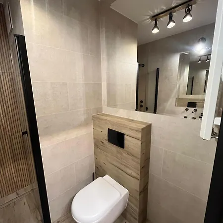 Garnizon Spacious 4-separate With Balcony 2 Bathrooms And 2 Parking Spaces דירה גדנסק