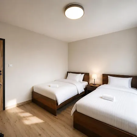 Garnizon Spacious 4-separate With Balcony 2 Bathrooms And 2 Parking Spaces דירה *
